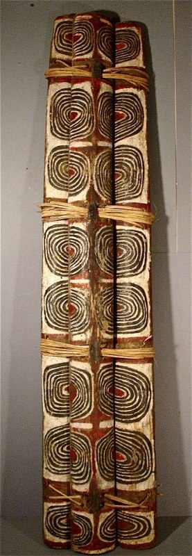 Tribal War Shield by West New Britain, Image 2.