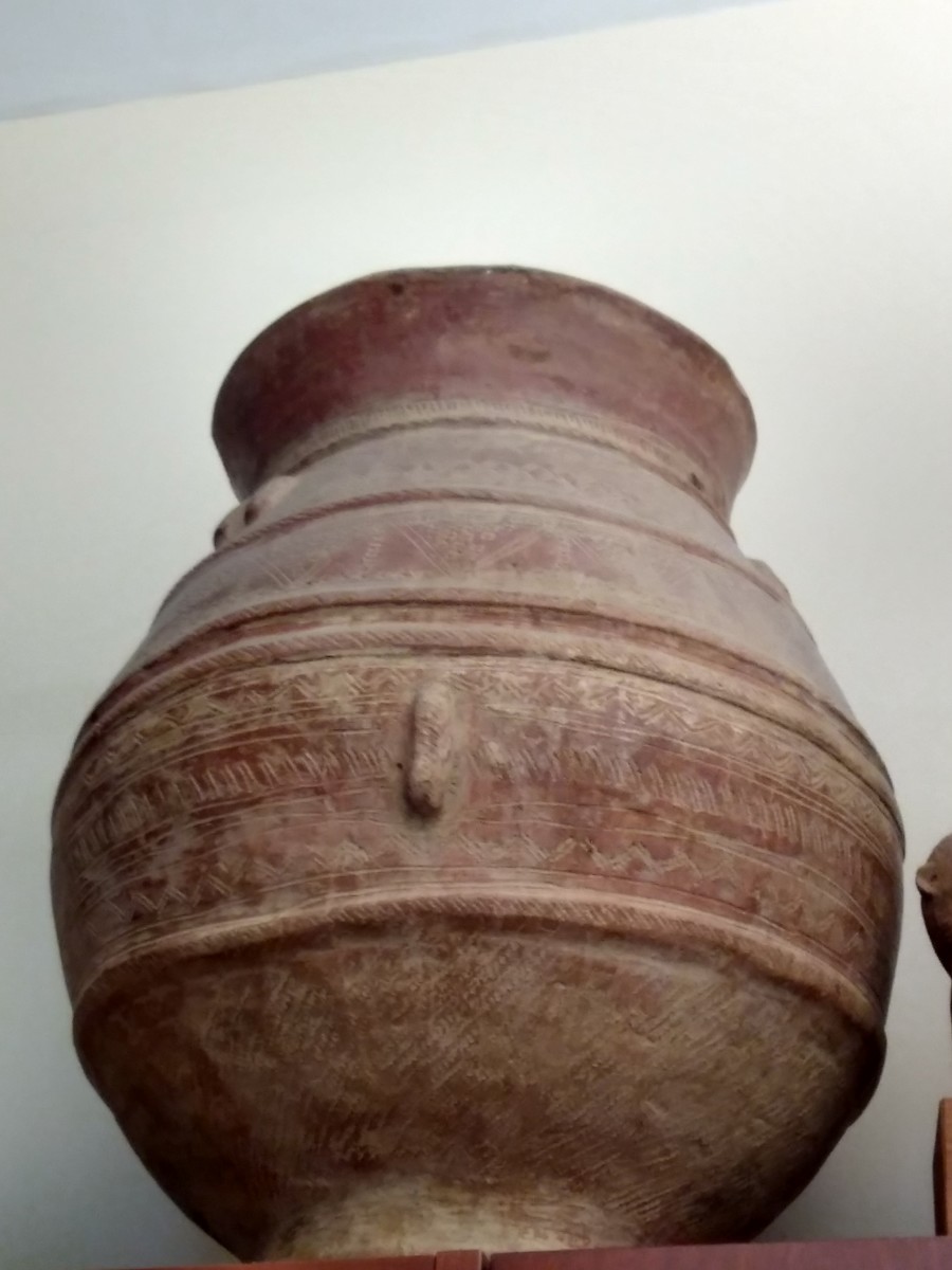 Nupe Pot #4 by Nupe 