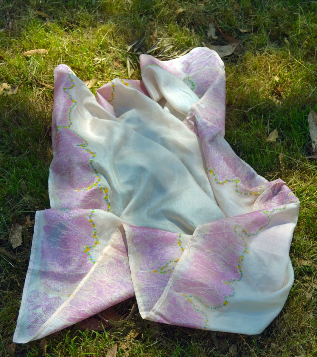Pink Hanks II, Image 4.