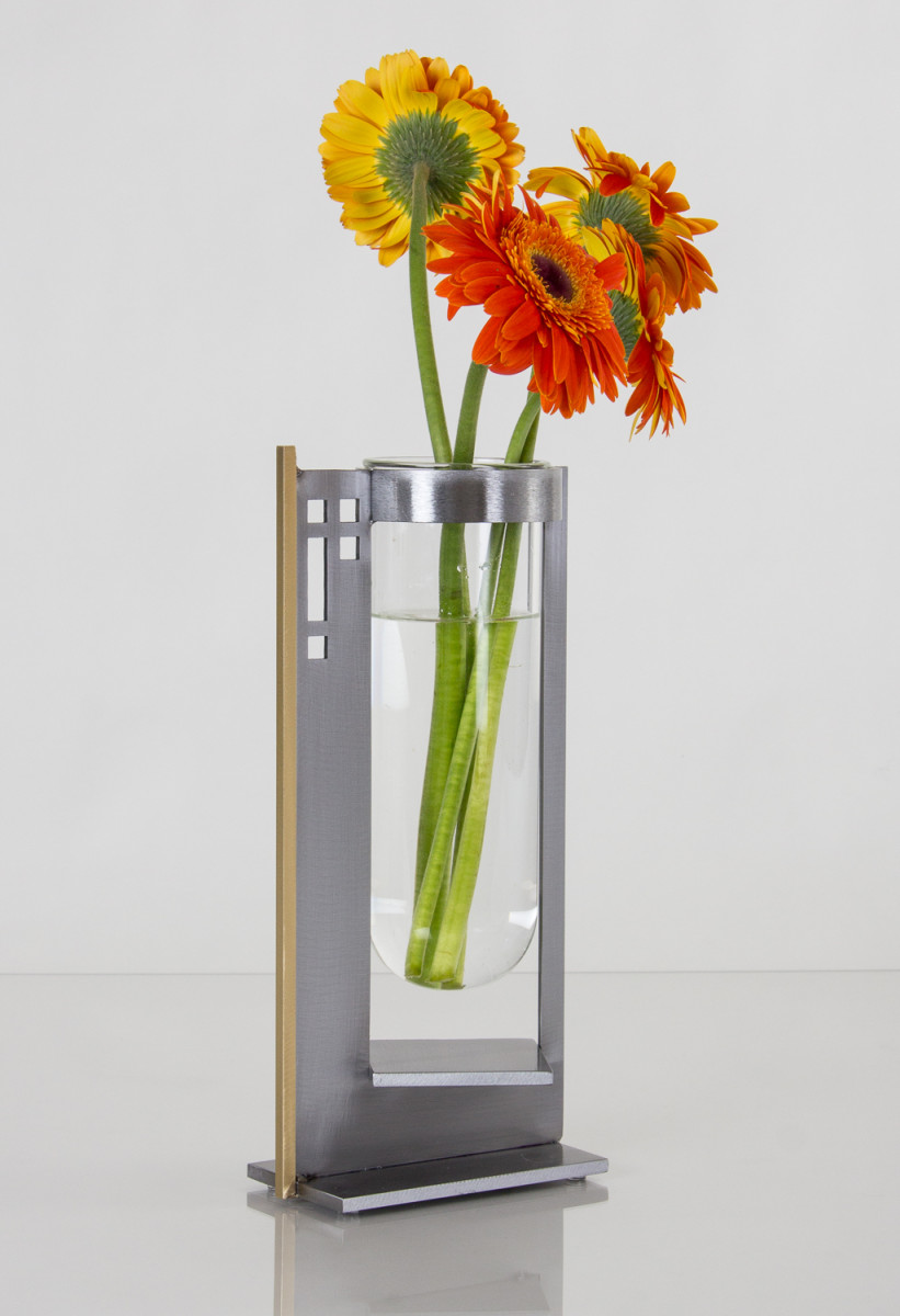 Finestra Bold Vase FLW by Julie and Ken Girardini 