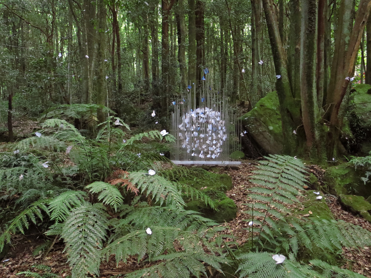 Monumentum II by Claire Becker 