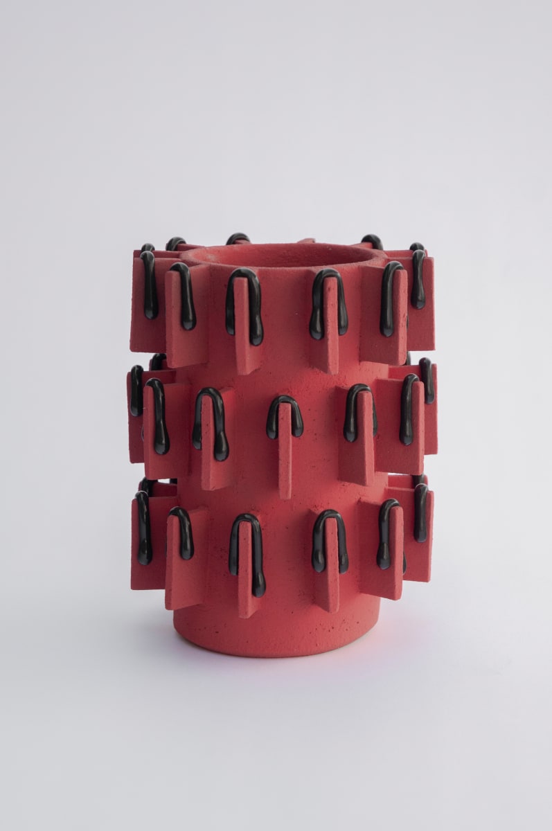 Radial Fin Vessel IV by BEN MEDANSKY 