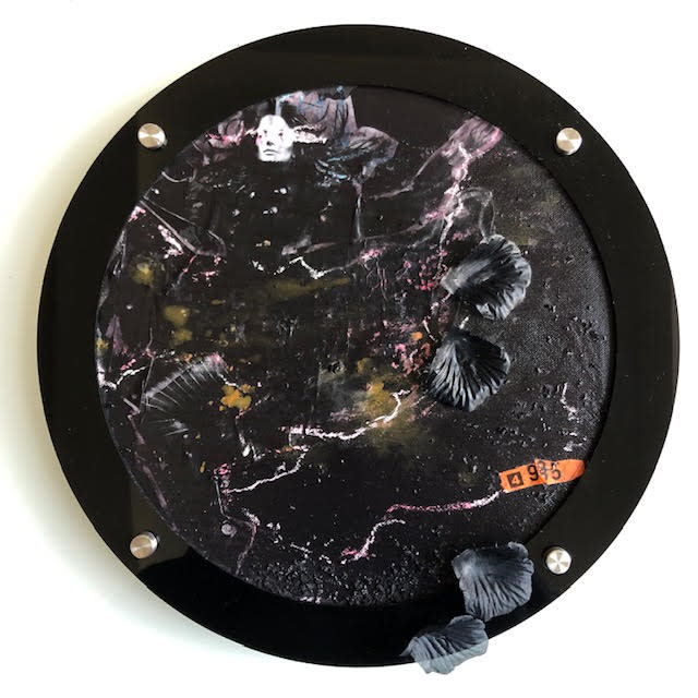 In Fashion Black Circle 5 by Tina Psoinos 