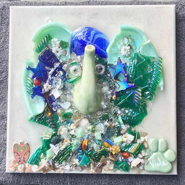 Hello There; Elsa the Elephant by Rebecca Viola Richards, Image 1.