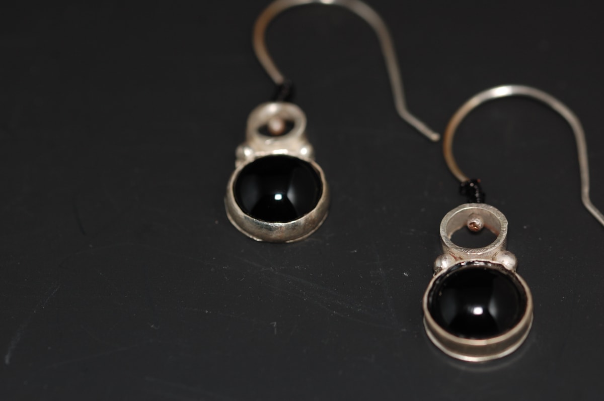 Round Black Onyx by Susan Baez 