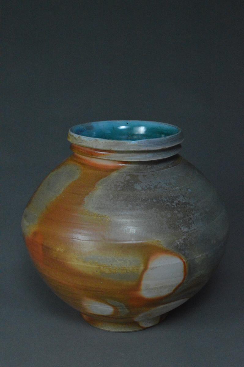 Large moon jar by Leo Rohn-Capellaro 