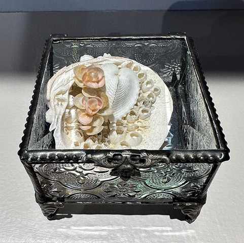 Heart Box by Mary Dickey, Image 1.