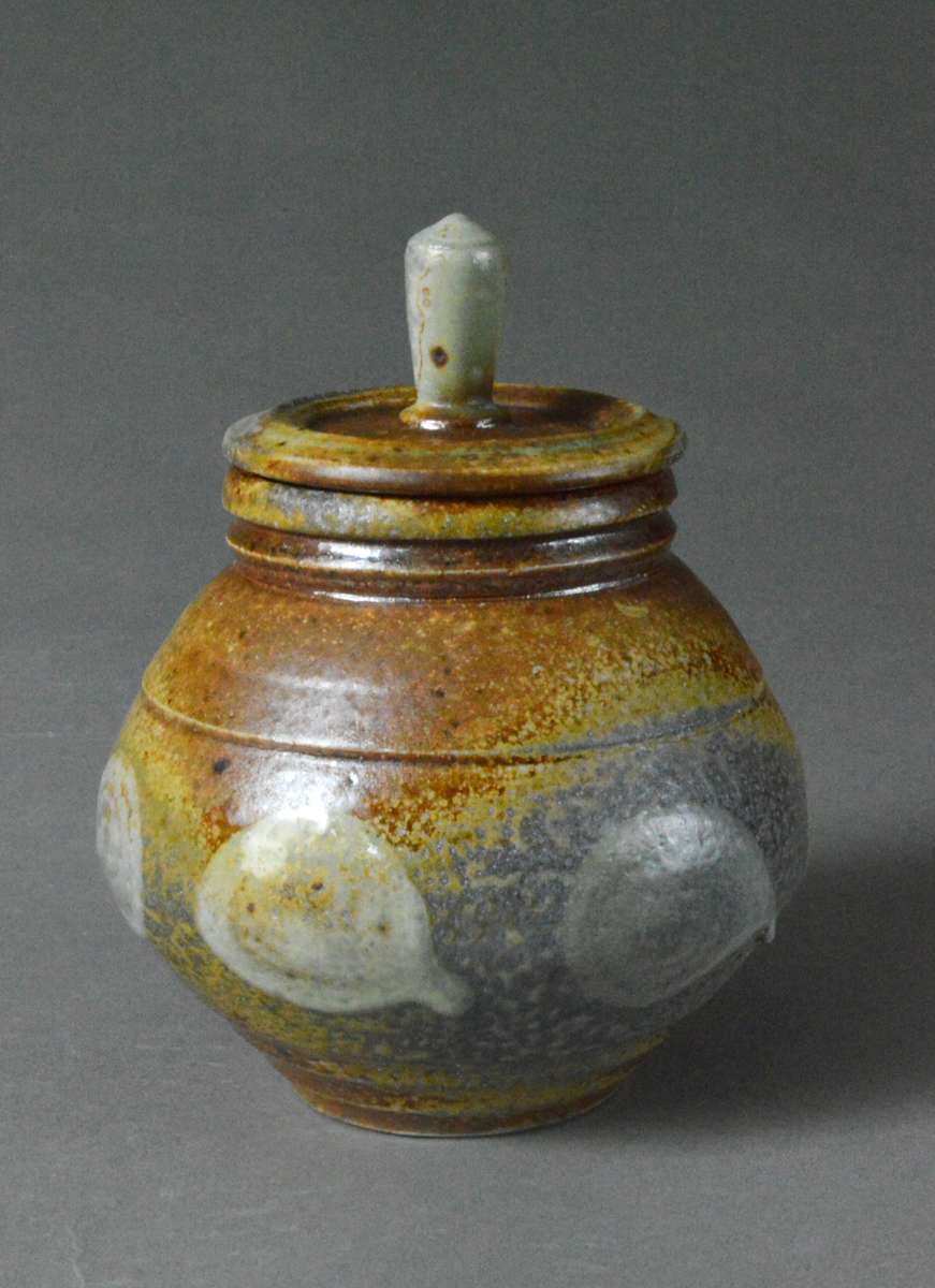 Jar by Leo Rohn-Capellaro 