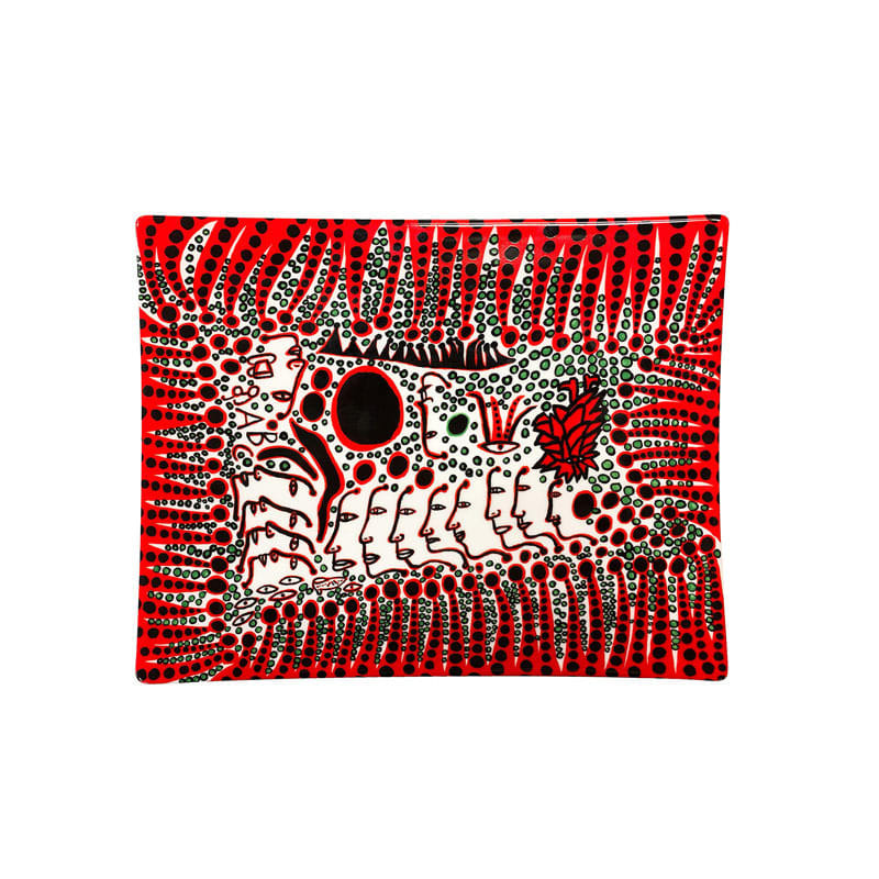 草間彌生 瓷盤 WOMEN WAIT FOR LOVE, BUT MEN ALWAYS WALK AWAY by 草間彌生 KUSAMA Yayoi 