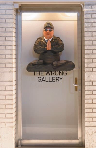 錯誤藝廊 The Wrong Gallery (515/1000) by 卡特蘭 Maurizio Cattelan 