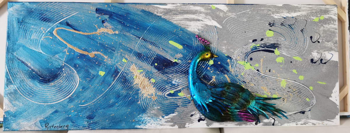 Peacock by Marlynn Rutenberg  Image: Metal Peacock attached