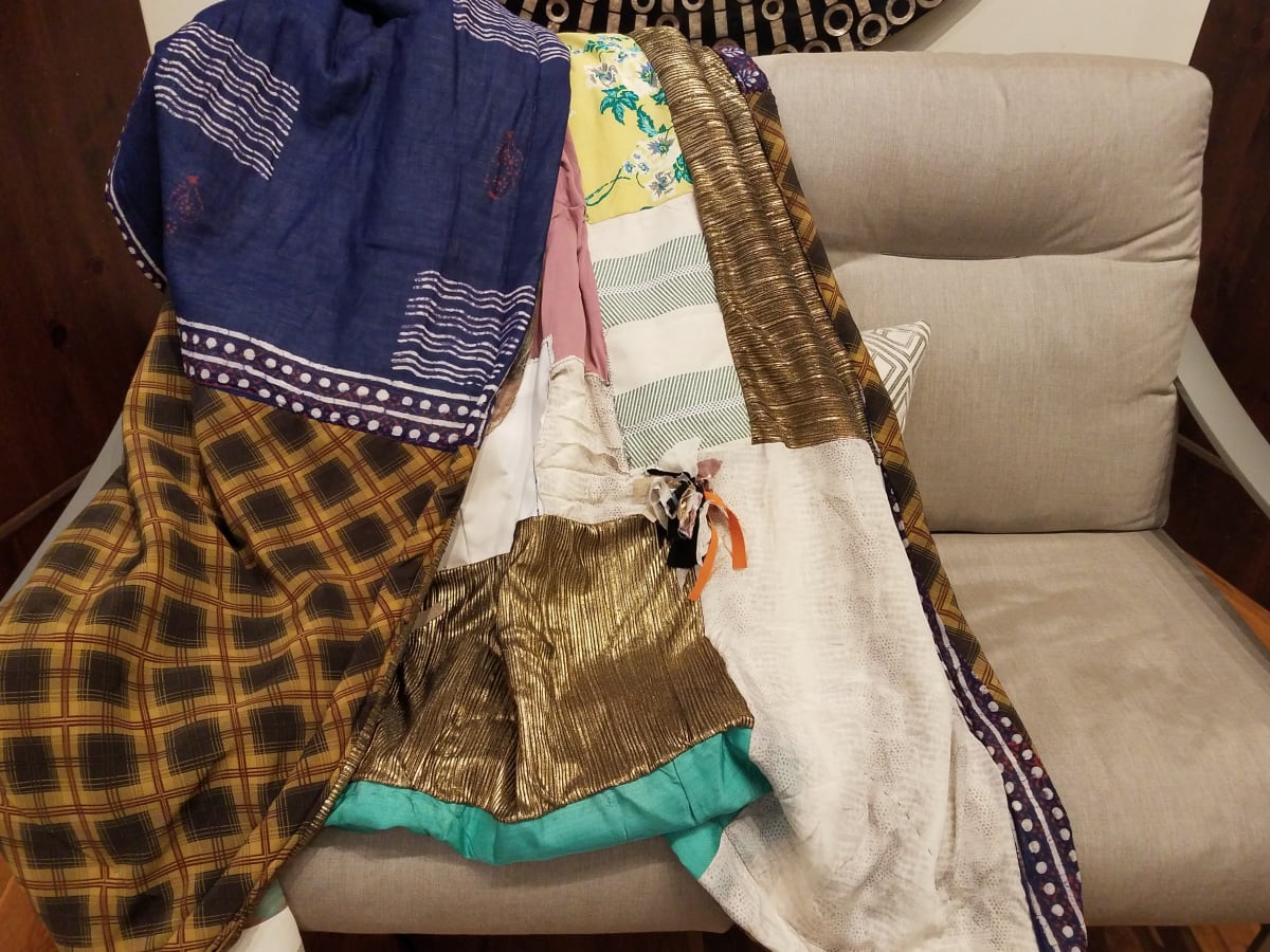 Gold Heart by Irene Bee Kain  Image: A summer quilt