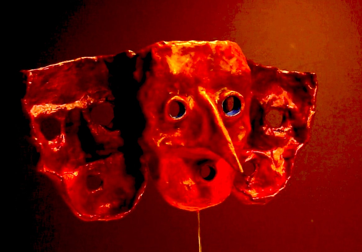 Mask of Memory by Chas Martin, Image 1.