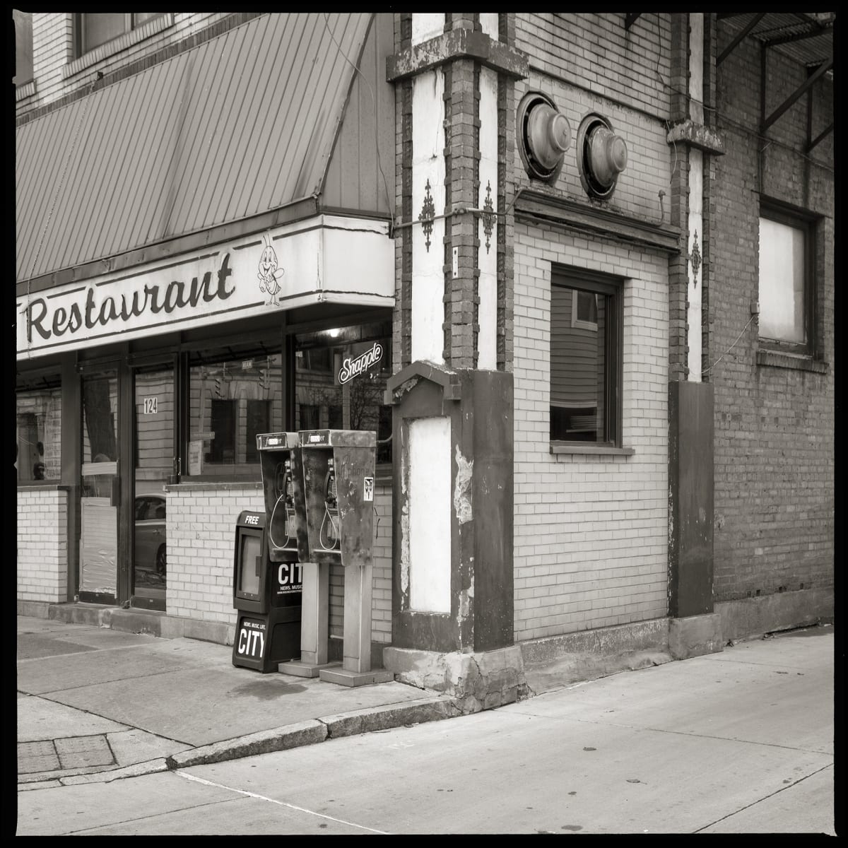 585.232.9542 & 585.232.9262 – Busy Bee Restaurant, 124 West Main Street, Rochester, NY 14614 by Eric T. Kunsman, Image 1.