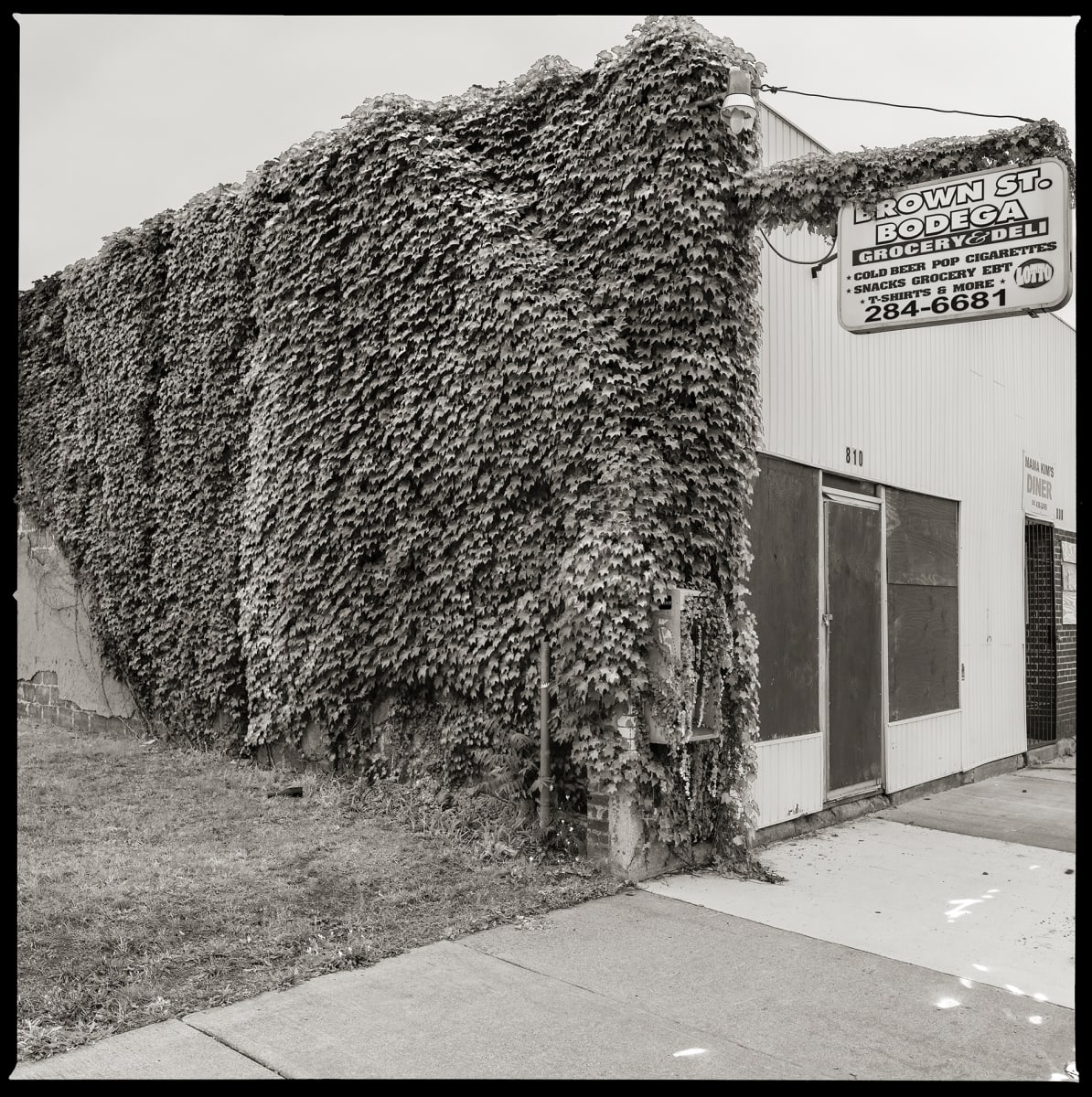 585.235.9596 – Shaibe Grocery, 810 Brown Street, Rochester, NY 14611 by Eric T. Kunsman, Image 1.