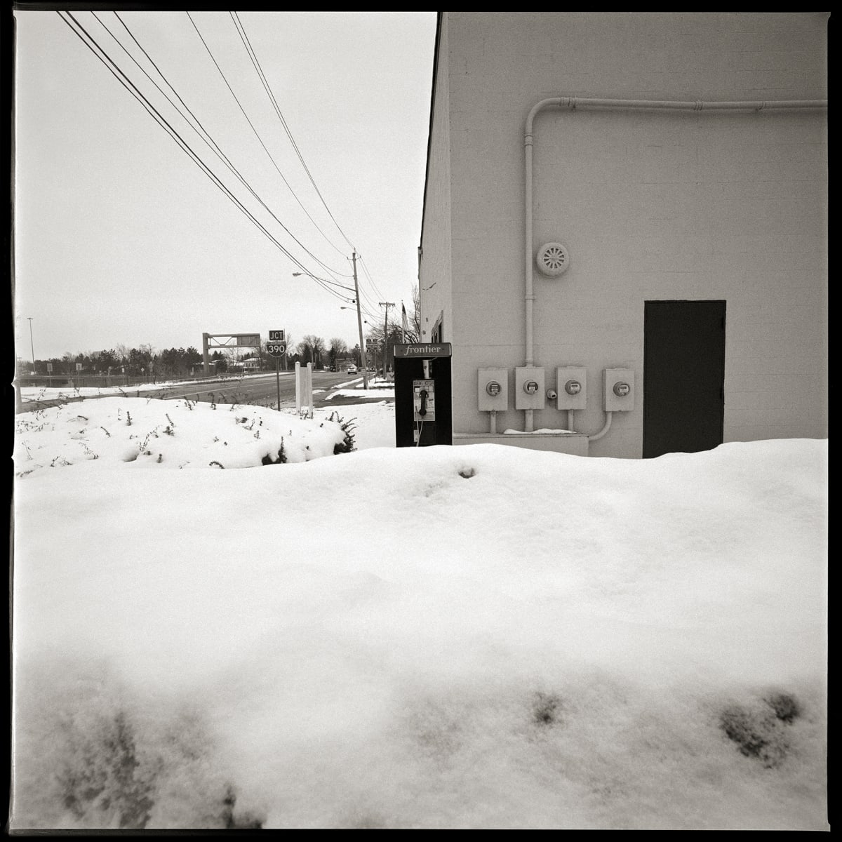 585.271.9607 – Red Apple Market #2025, 1835 Mt. Hope Avenue, Rochester, NY 14620 by Eric T. Kunsman, Image 1.