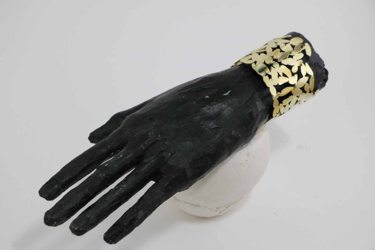 Cacahuate by Ana Gabriela Rodriguez 