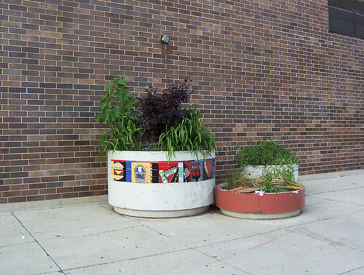 Arai Planters, Image 1.