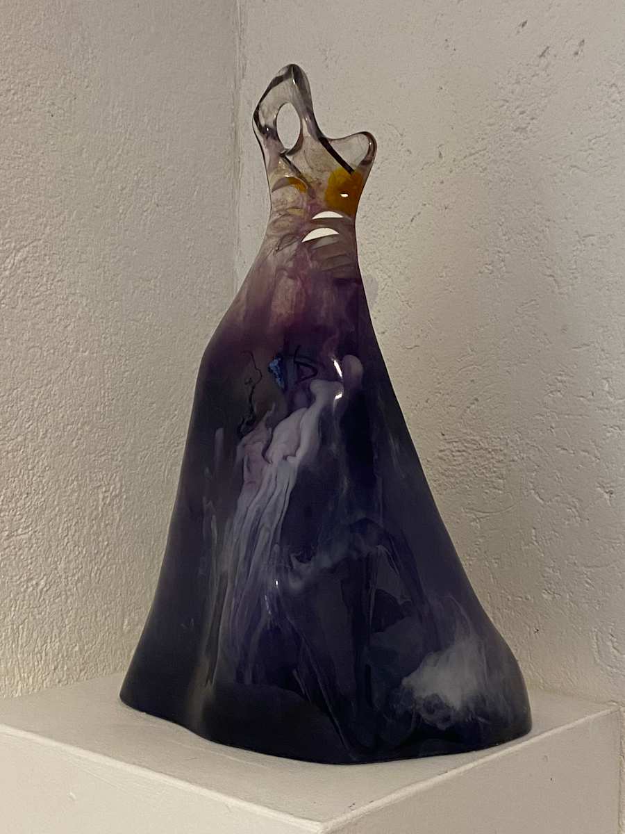 VIOLETA MIA by LUCIA ROHRMANN 
