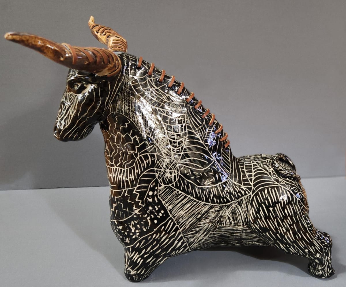CERAMICS & GLASSWORKS WINNER – Bull by Jean-Marc Fontaine 