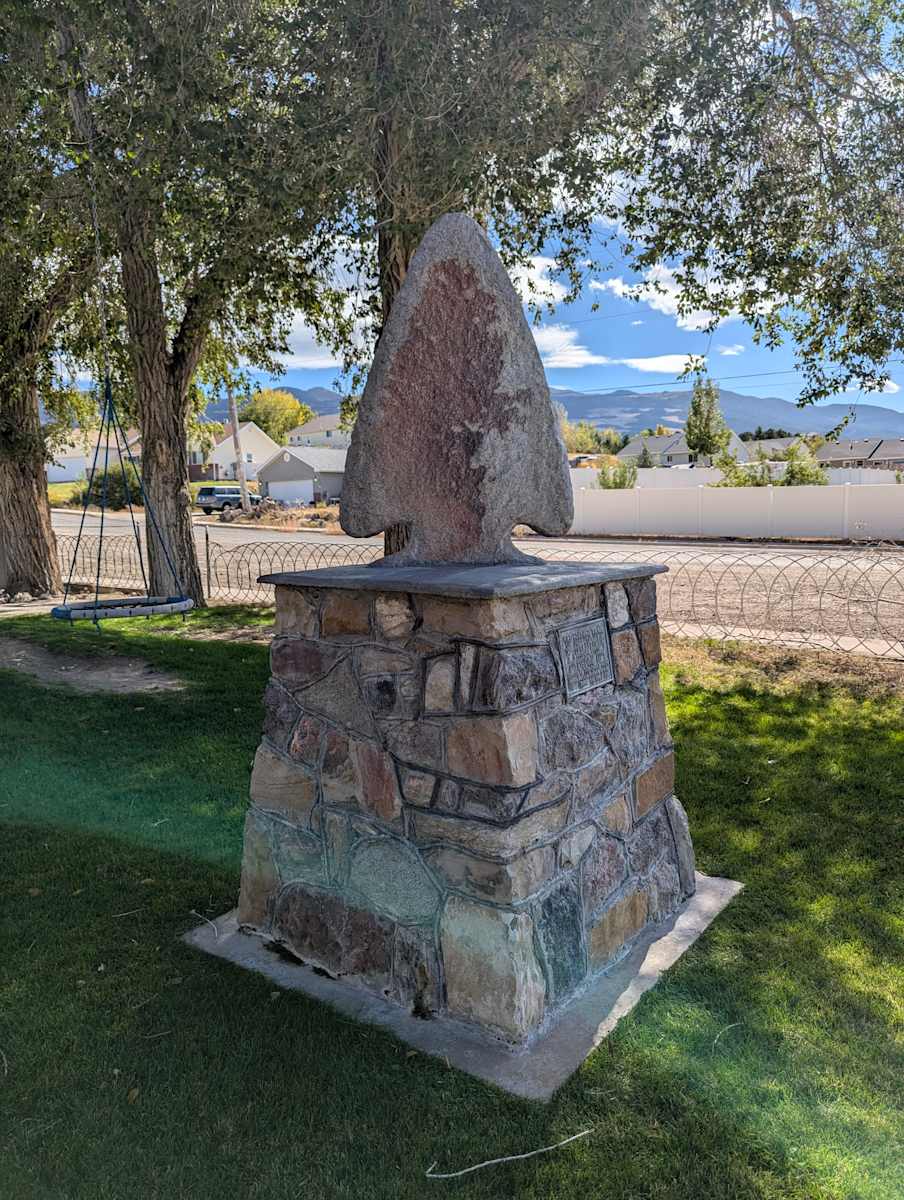 Spanish Trail Monument - Enoch  Image: Photograph by Jacob B. Arnell. Licensed by Creative Commons (CC BY-SA).