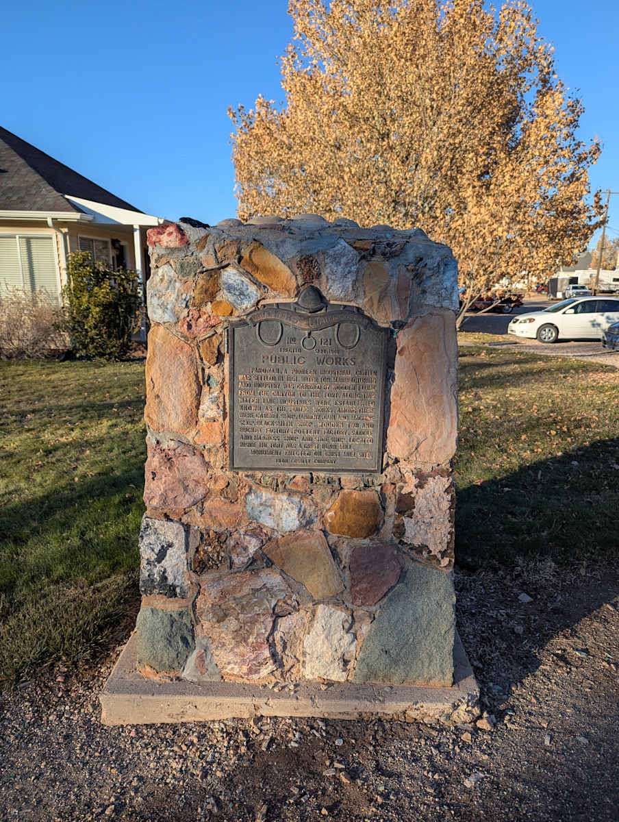 Public Works Monument  Image: Photograph by Jacob B. Arnell. Licensed by Creative Commons (CC BY-SA).