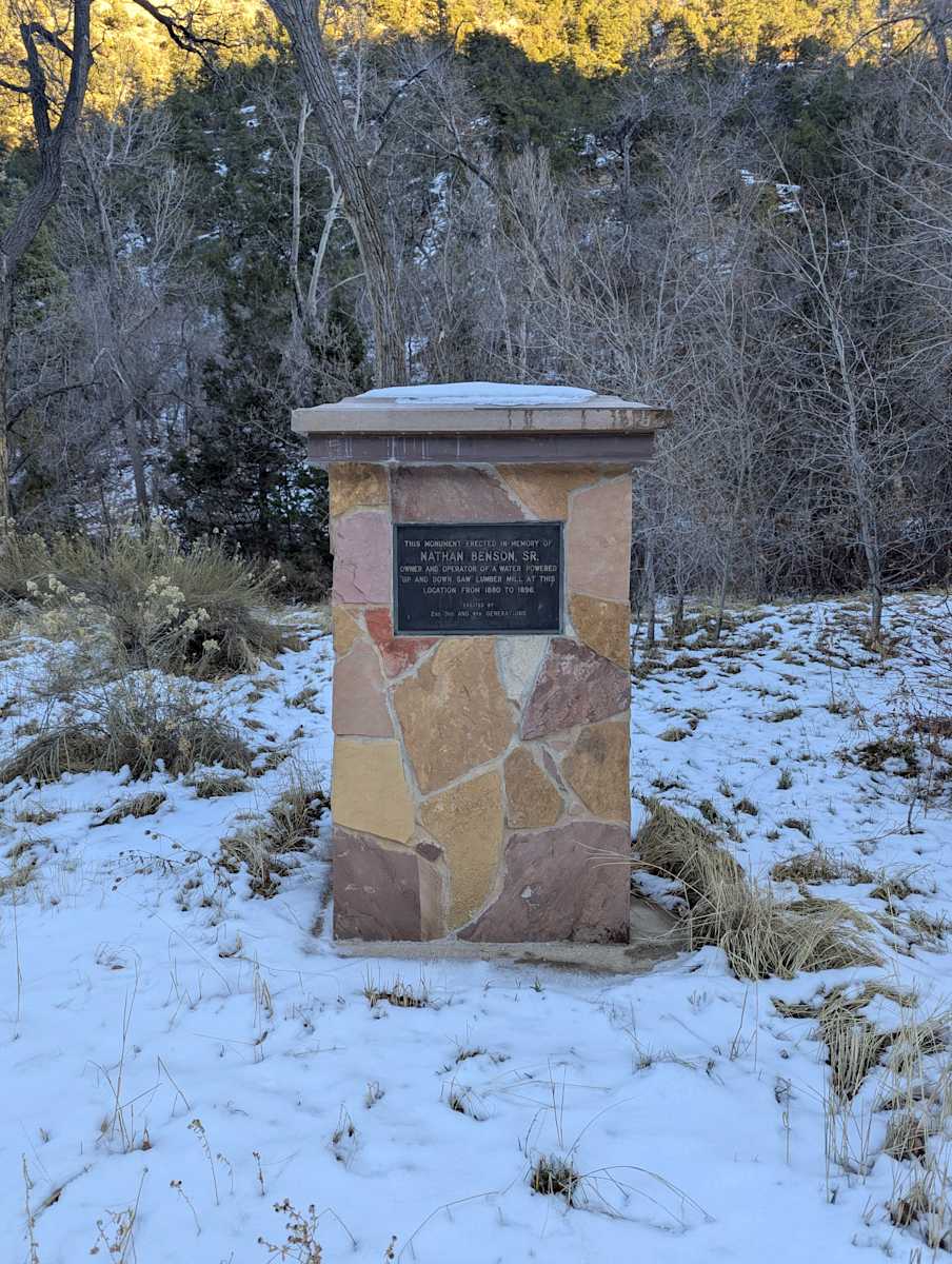 Nathan Benson, Sr. Monument  Image: Photograph by Jacob B. Arnell. Licensed by Creative Commons (CC BY-SA).