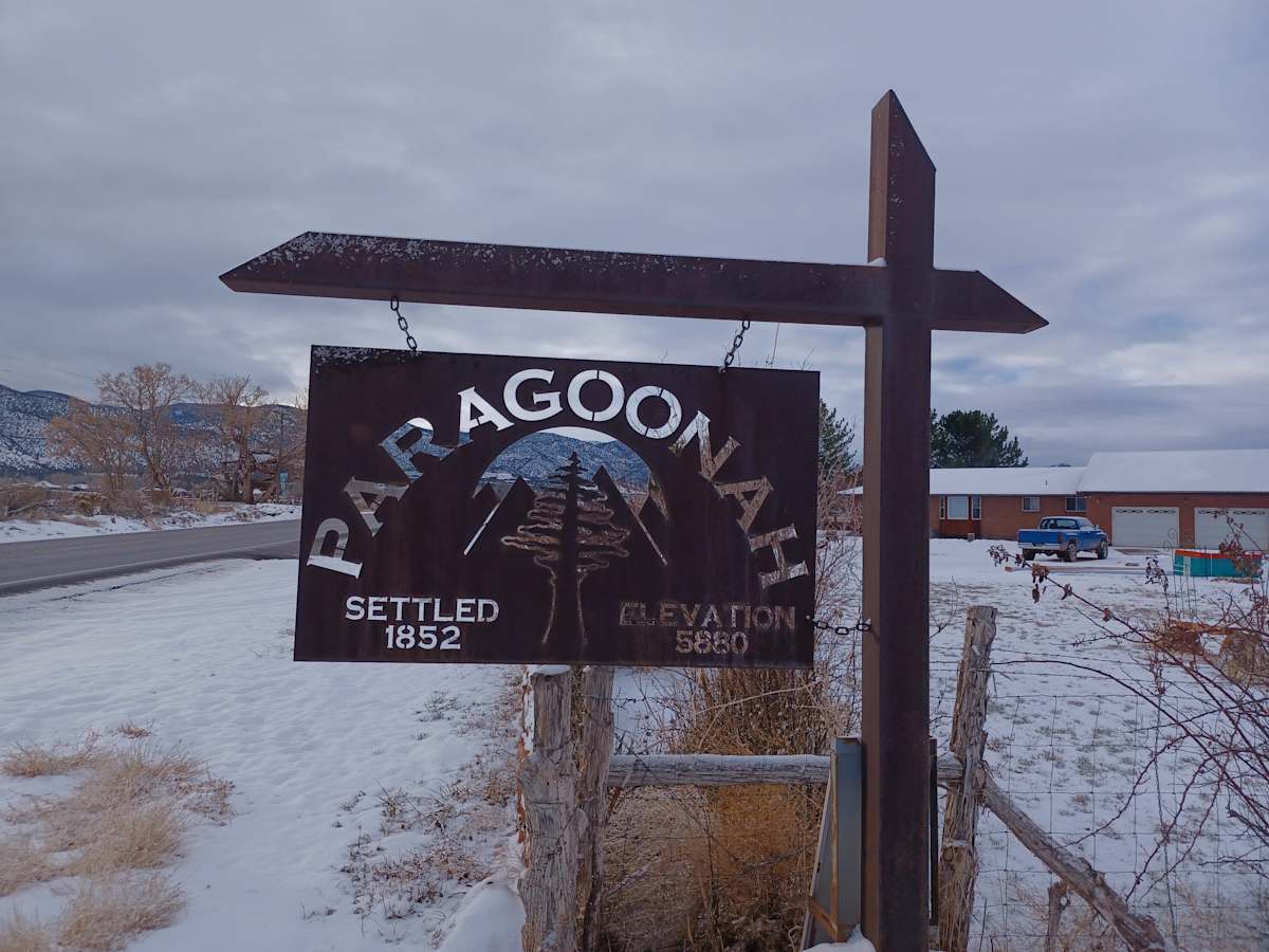 Entry Markers and Monuments - Paragonah 