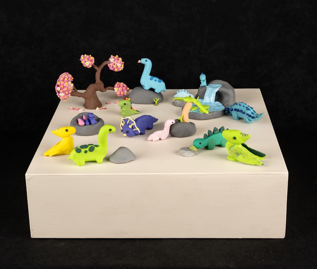 Mini Dinos by Vivian Wrecza 