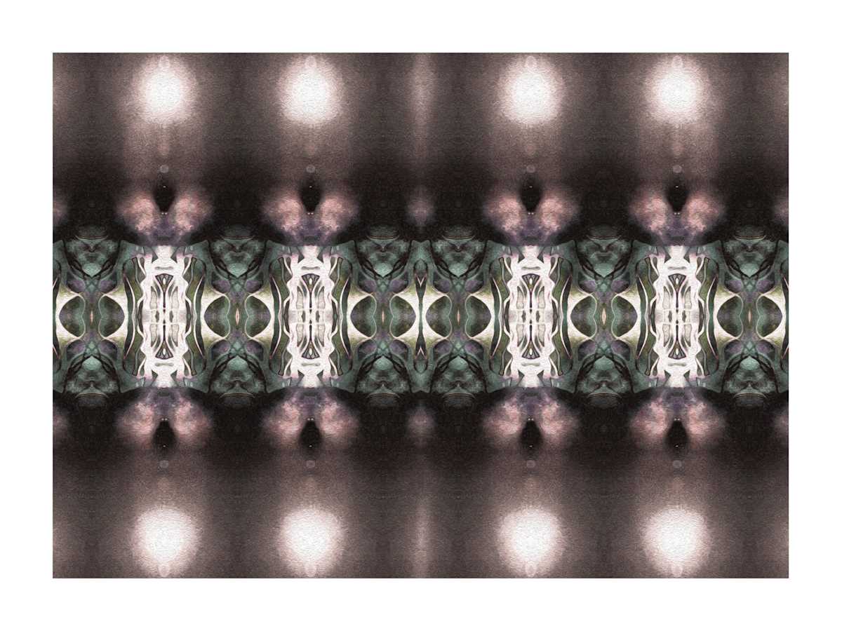Skeleton Light, Image 2.