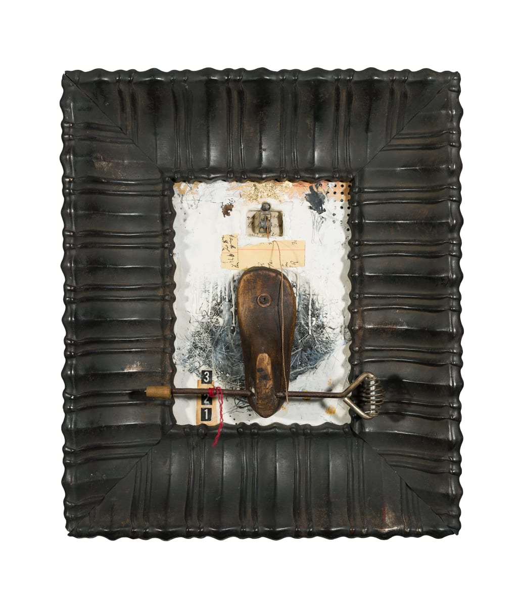 Assemblage, Image 1.