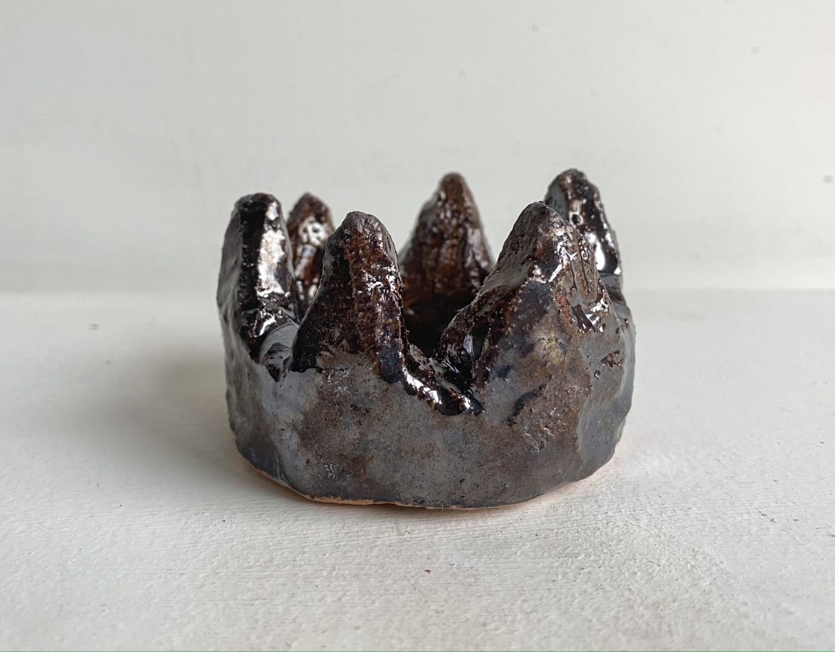 Bronze Crown, Image 1.