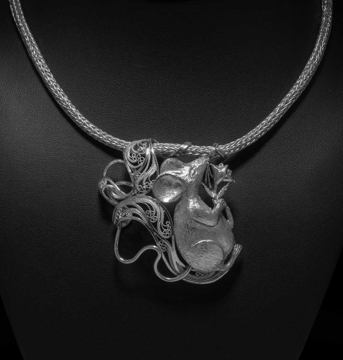 Luna Mouse by Victoria Lansford, Image 1.