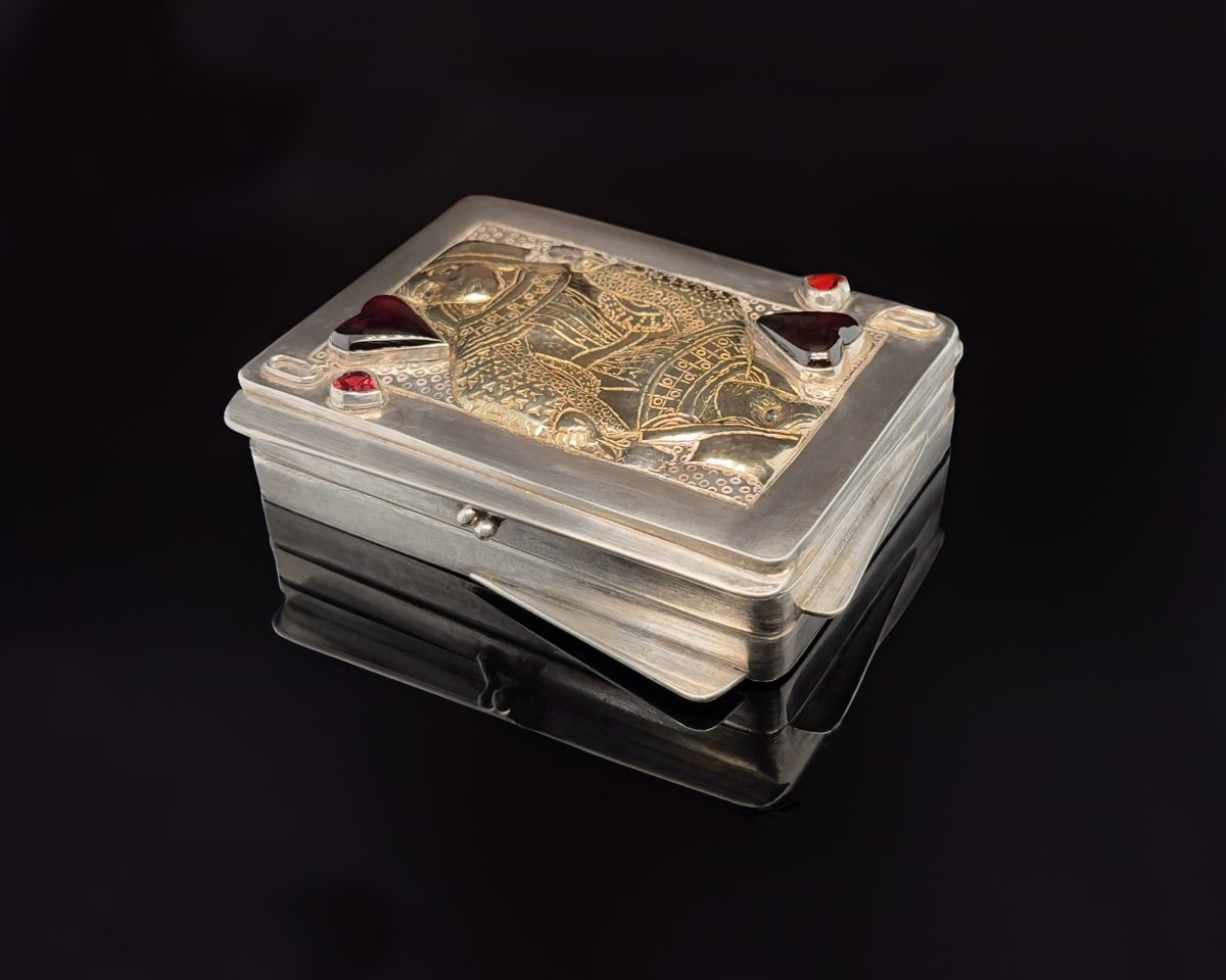 Ornamentation of the Mundane: Queen of Hearts by Victoria Lansford, Image 2.