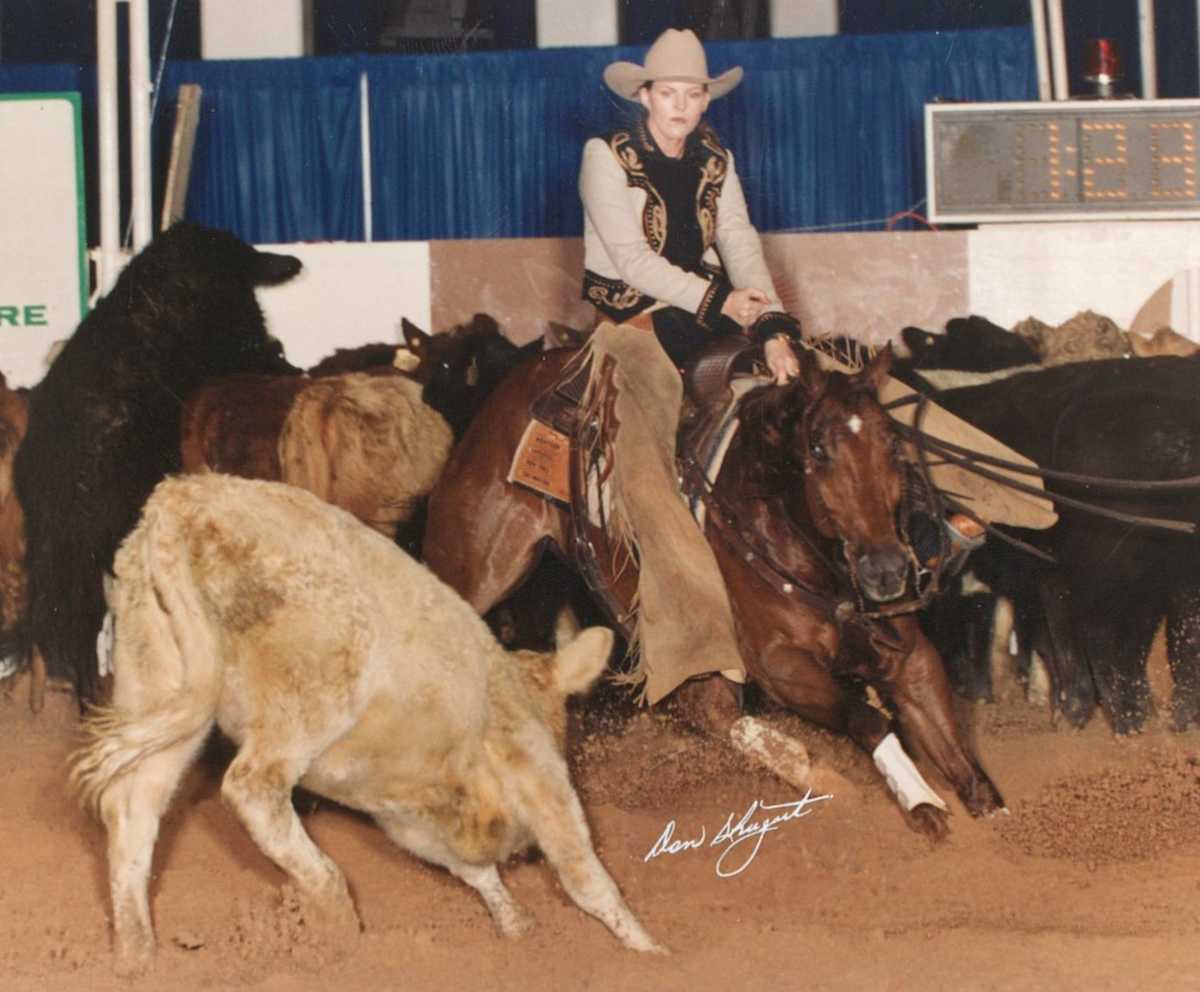 Heidie Hadlock  Image: Heidie Hadlock showing at the 2001 Houston Cutting. 