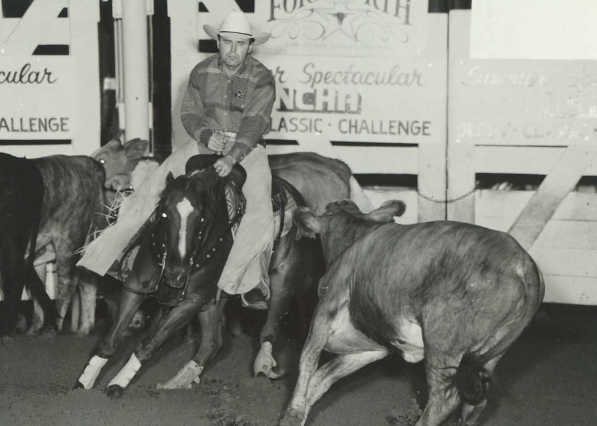 Peculiar Queen, Image 1.