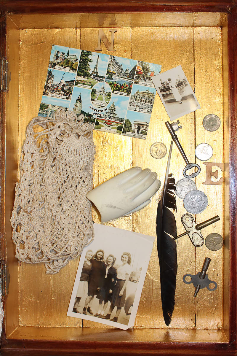 15 Generations, Terre (Print 1/15) by Jean & Iggy Font 