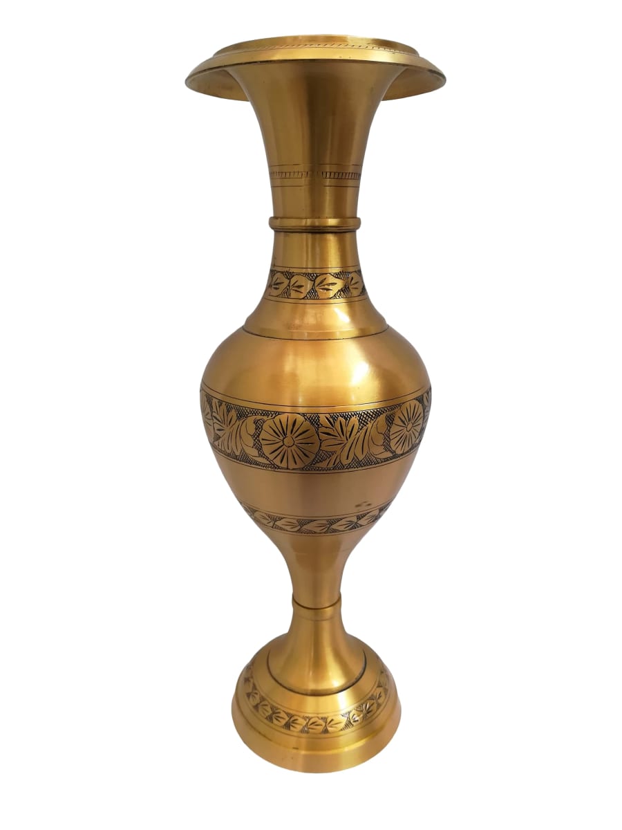 宁静和优雅的纯黄铜花瓶从ram Prakash Singh 艺术档案收藏