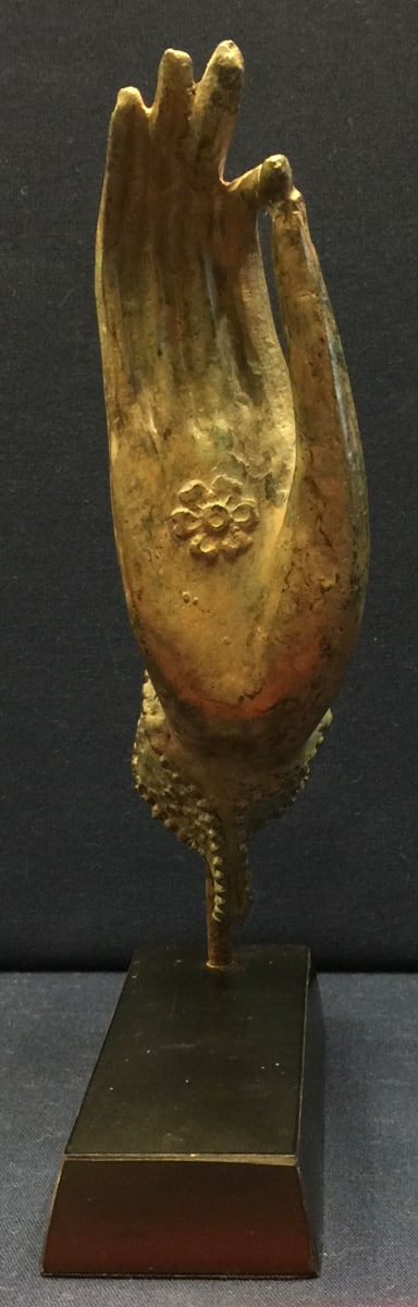 Gyan Mudra (Hand Gesture) 