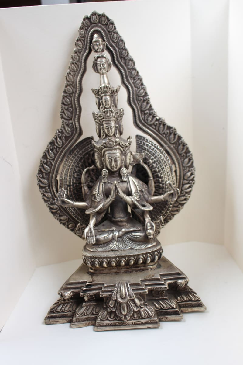 1000 Arms Avalokiteshvara, Image 1.