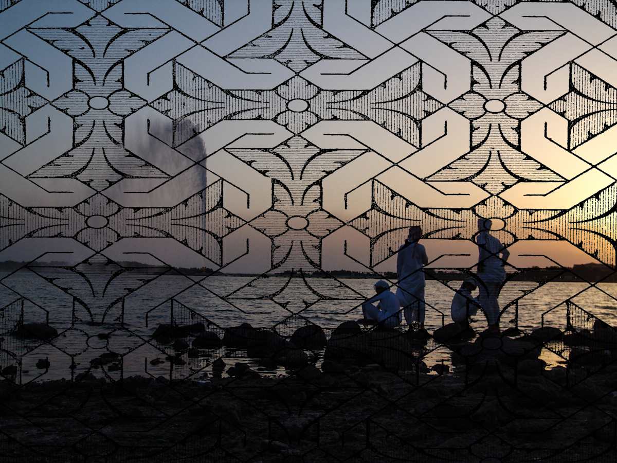 Muchachos Sauditas by Gabriel Sanchez Viveros, Image 1.