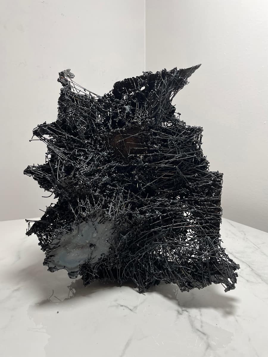 Wired L by Marieken Cochius, Image 1.