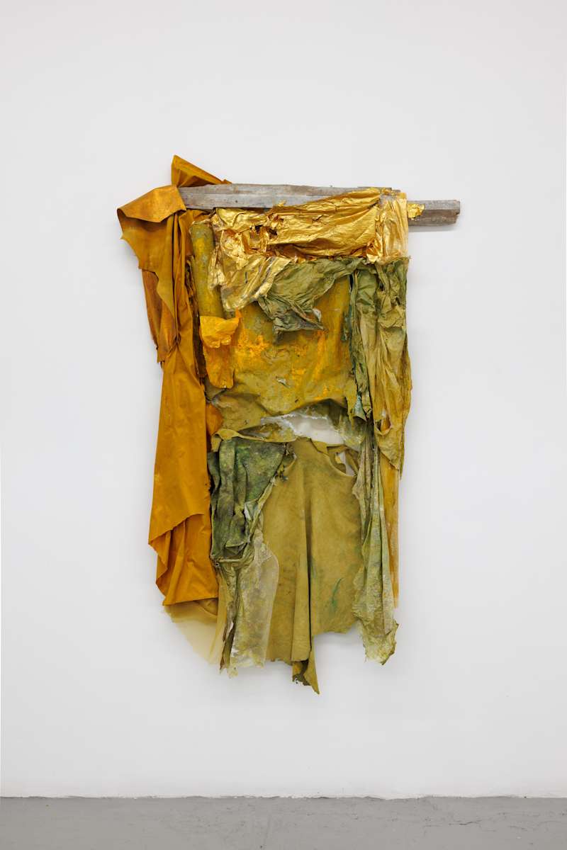 No todo lo que brilla es oro by Karla Kantorovich, Image 3.