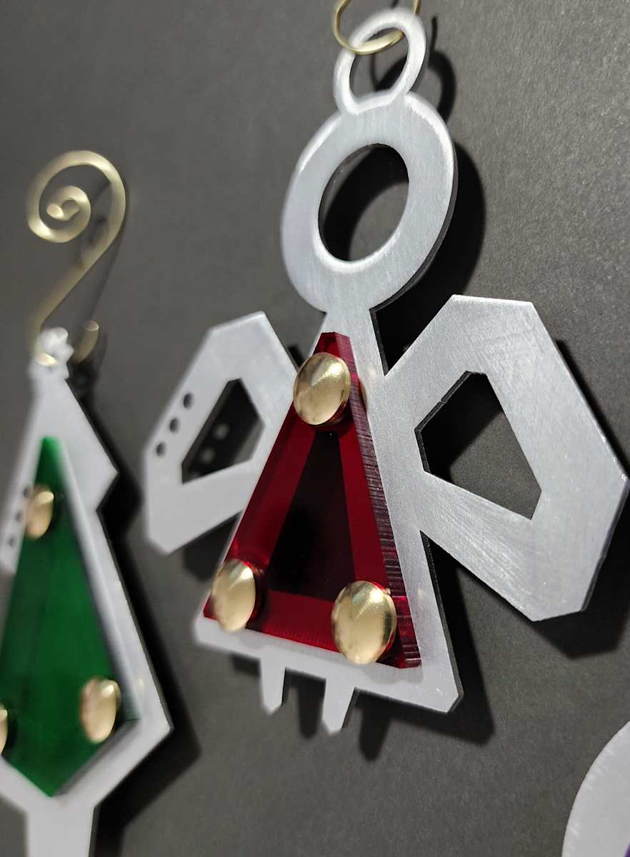 xmas - angel ornament by Angela Ridgway 