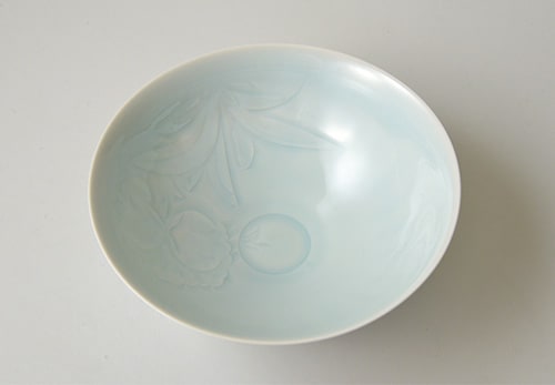 Seihakuiji 青白磁 by Tsukamoto Kaiji 塚本快示 LNT (1912-1990), Image 1.