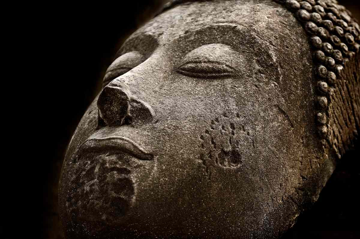 Buddha Statue by Steven Edson 