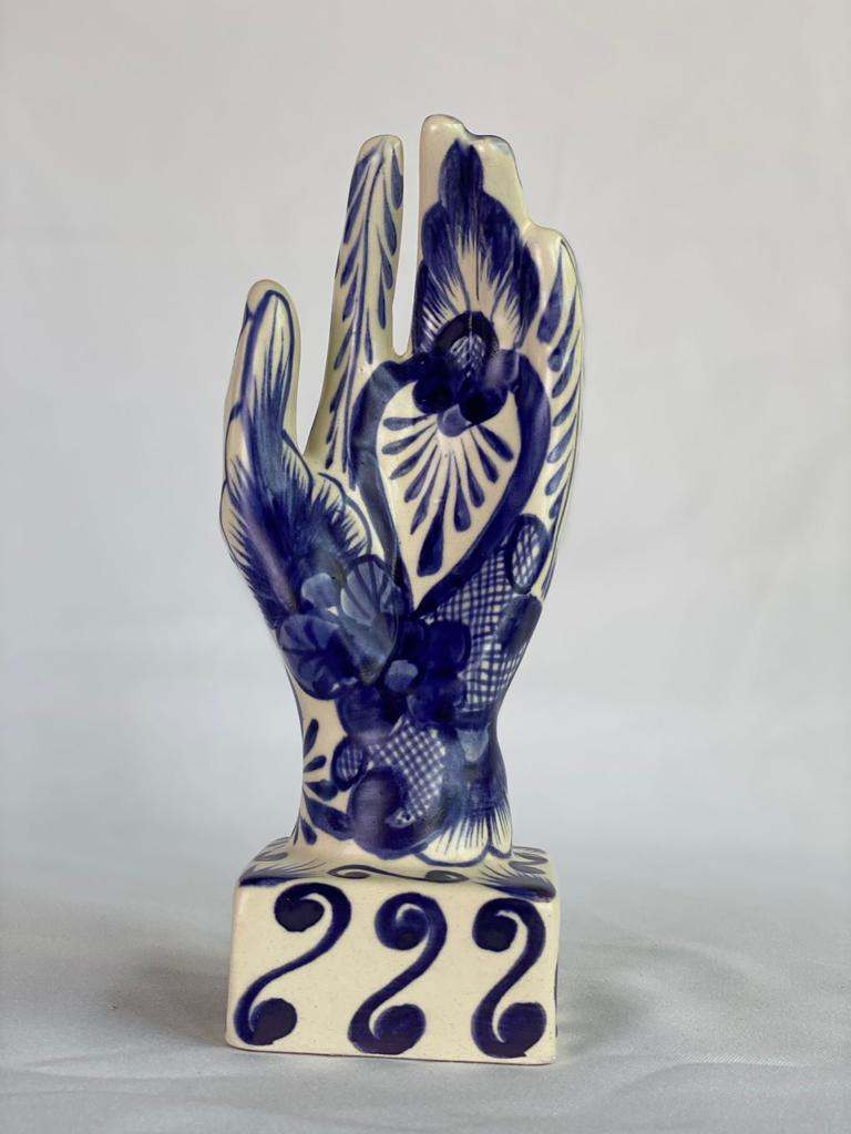 Las manos 1 by Tanya Talamante 