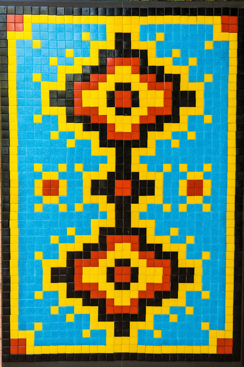 Double Diamonds, Image 1.