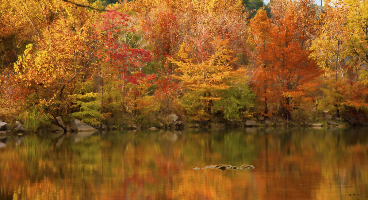 Falling For Austin by teak elmore 