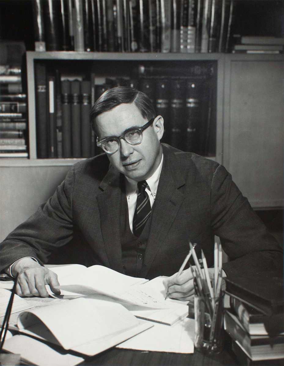 Walter Lord by Philippe Halsman, Image 2.